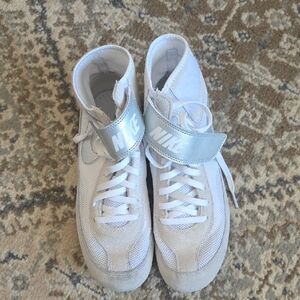 Nike White and Silver Strap Sneakers